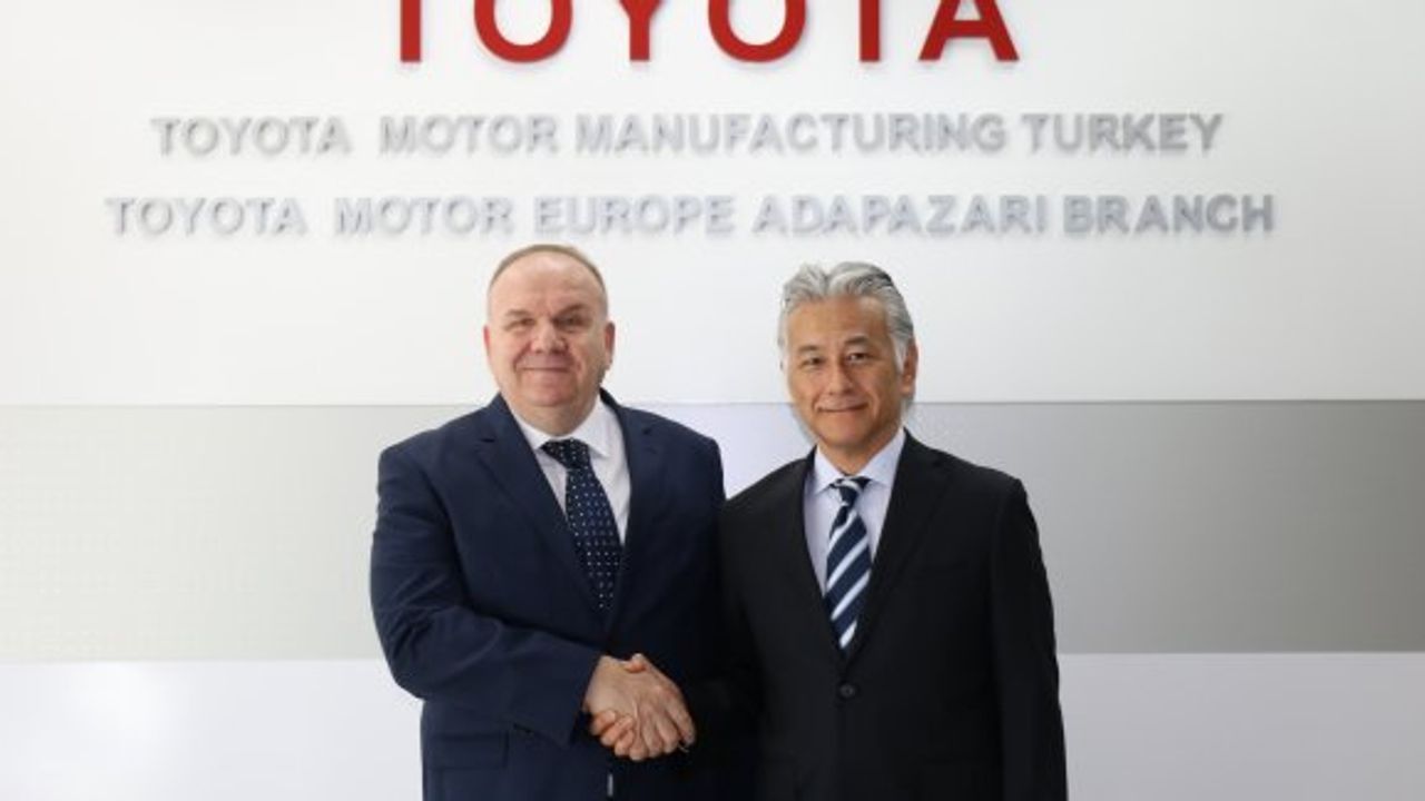 Toyota Otomotiv Sanayi Türkiye’de Devir Teslim