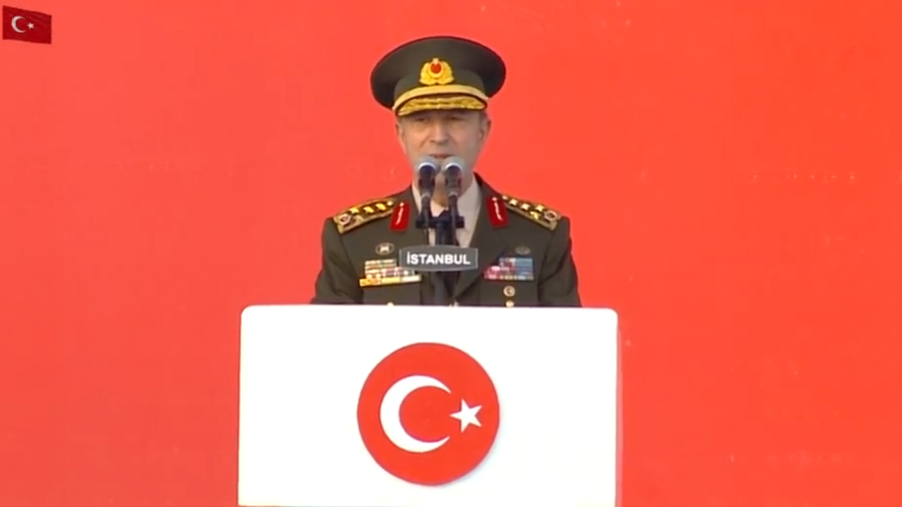 Genelkurmay Başkanı Hulusi Akar;”TSK milletimizin emrinde, görevinin başındadır”