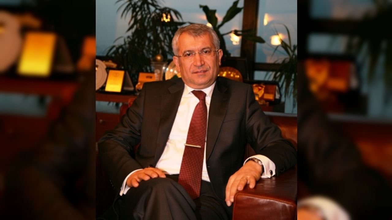 Eximbank'ın yeni genel müdürü Ekonomi Bakanı Nihat Zeybekci'nin Başdanışmanı Adnan Yıldırım oldu