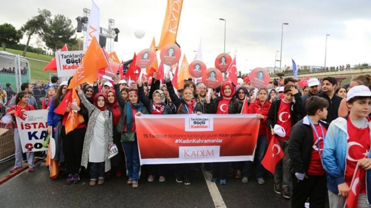 KADEM, maraton koşup, 15 Temmuz’u kadın kahramanlarla andı