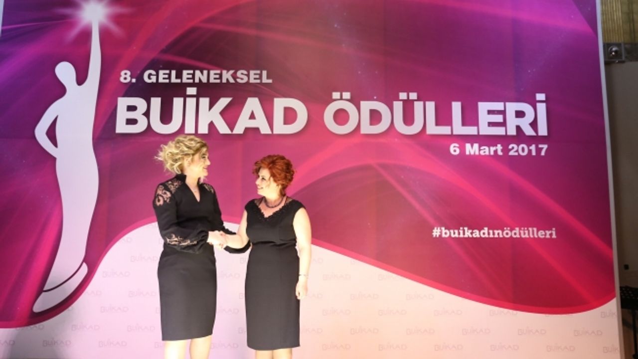 Yılın başarılı kadın yöneticisi Tülin Tezer seçildi
