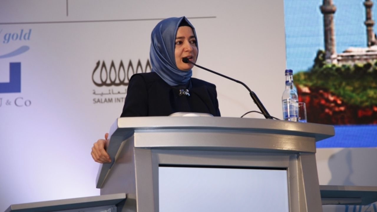 Aile Bakanı Fatma Betül Sayan Kaya;Mültecilerin yüzde 71’ini kadınlar ve çocuklar oluşturuyor”