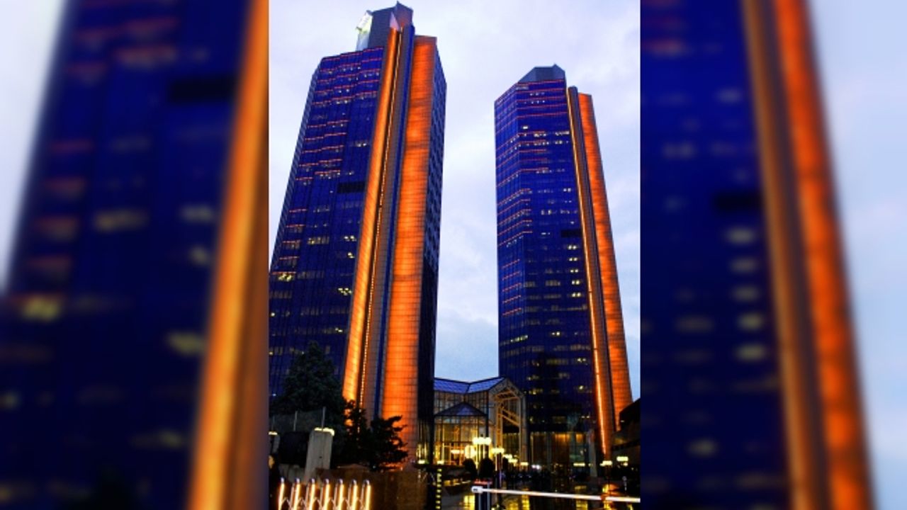 Sabancı Center, kadına şiddete karşı 10 Aralık'a kadar turuncu