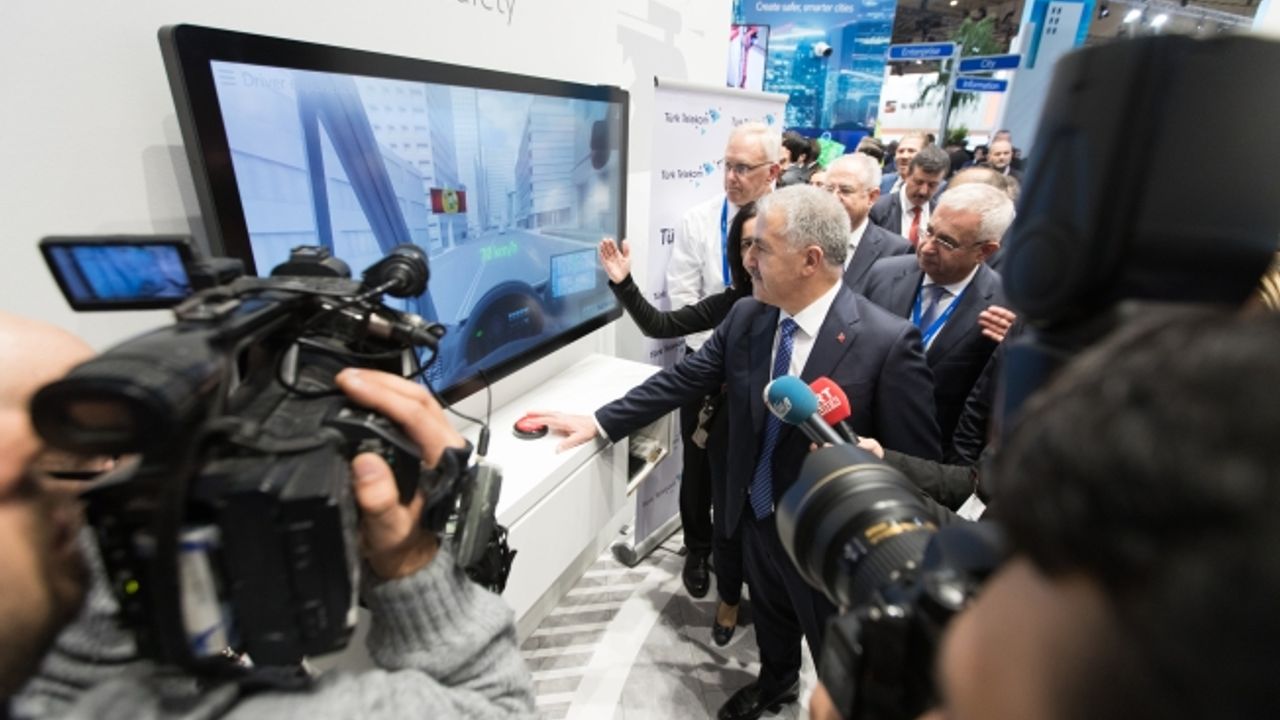 Türk Telekom, akıllı ulaşımda 5G'yi deneyen ilk Türk şirketi oldu