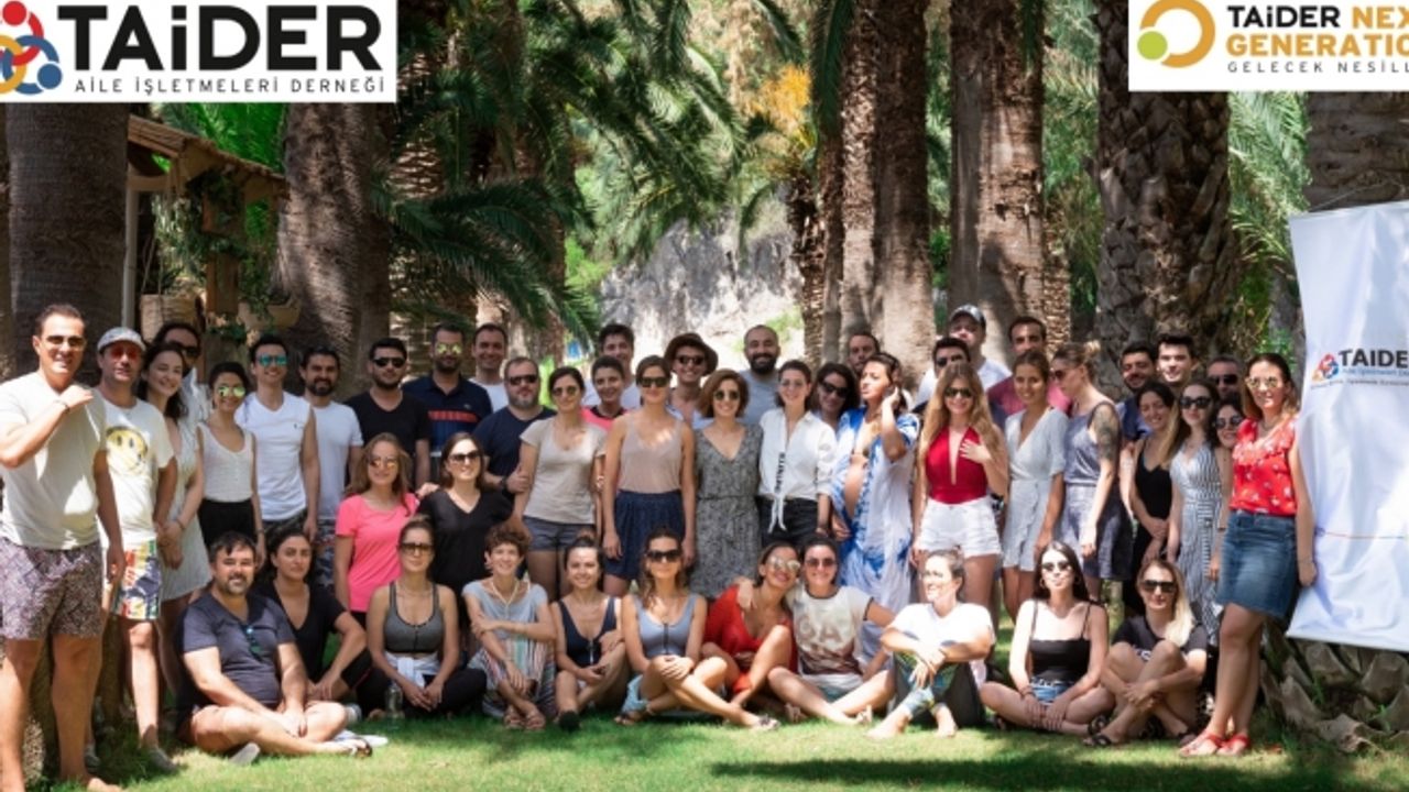 TAİDER Üyeleri Gelecek Nesiller Zirvesi'nde Buluştu