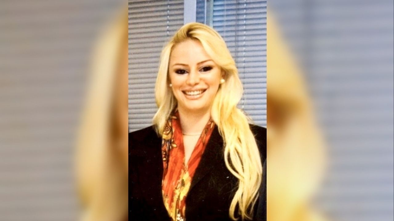 ERUS Group Kurumsal İletişim Direktörü Aslıhan Manas, 'İnsan kendi cam tavanını zihninde yaratıyor"