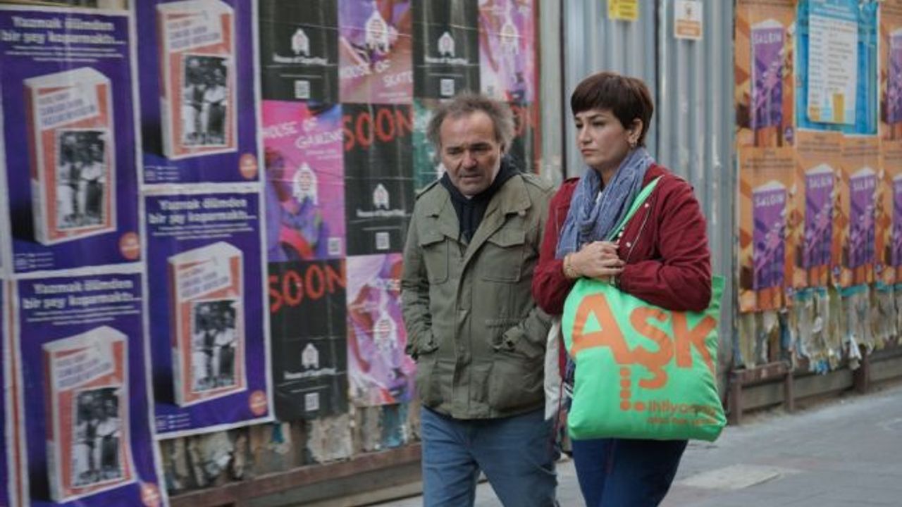 Eski Sevgililer Her Gün 10 Bin Adım Atarsa Ne Olur?