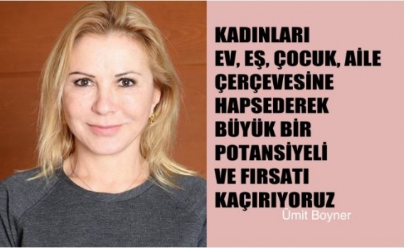 Ümit Boyner, &quot;Kadını Ev Eş Çocuk Aileye Hapsedip Fırsat Kaçırıyoruz&quot;
Boyner Grup Yönetim Kurulu Üyesi, TÜSİAD Yüksek İstişare Konseyi Başkan Yardımcısı Ümit Boyner, &quot;Cinsiyet eşitliği konusunun, bir demokrasi meselesi olduğu çok da içselleştirilmiş değil, farkında değiliz ve dilimize bile yerleşmiş ayrımcı kavramlar var. Bu bir haklar ve eşitlik meselesi. Kadının rolü yuvasını yapan dişi kuş metaforuyla tanımlandığı sürece nüfusunun yarısının üretmeye, ekonomik gelişmeye ve sosyal hayata katkısını ev, eş, çocuk, aile çerçevesine hapsederek aslında çok büyük bir potansiyeli ve fırsatı kaçırıyoruz.&quot; dedi.